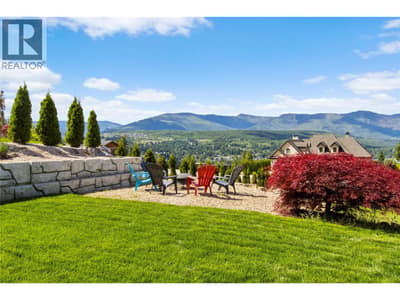 3240 Roncastle Road, Blind Bay