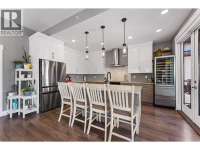 8819 Heritage Drive, Lake Country