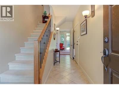 Front Foyer - Stairs to main level