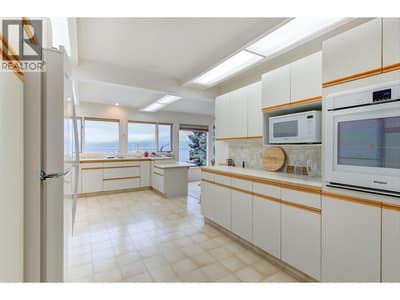 3963 Angus Drive, West Kelowna