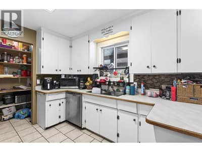 1050 Scott Drive, Clearwater