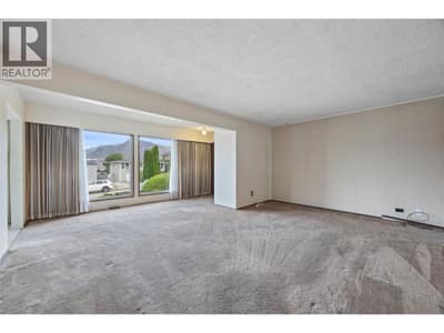 719 Pine Street, Kamloops
