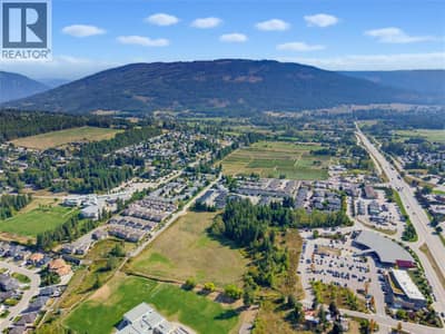 2690 & 2580 15 Avenue NE, Salmon Arm