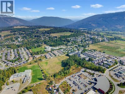 2690 & 2580 15 Avenue NE, Salmon Arm