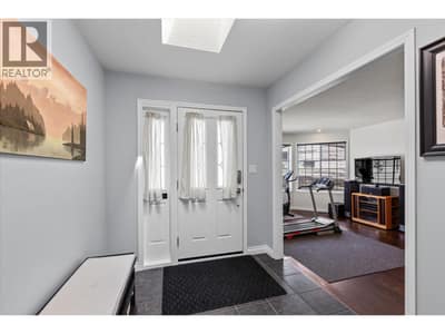 3418 Mariposa Court, Kelowna