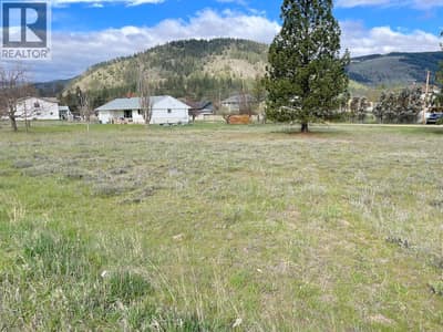 2545 Central Avenue, Grand Forks