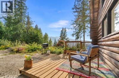 760 Kangaroo Trail, Nakusp
