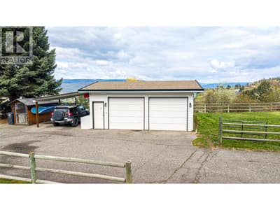 Detached Garage