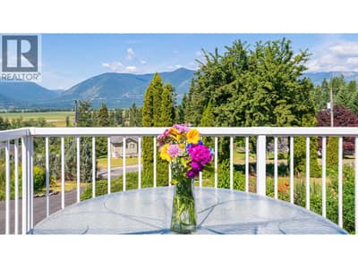 1506 1ST Avenue NW, Creston
