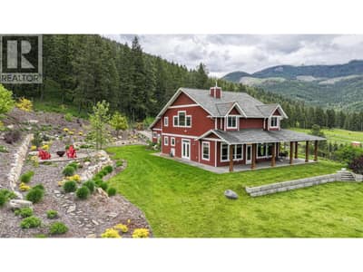 705 Creighton Valley Road, Lumby