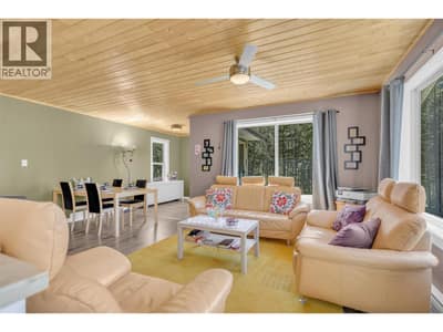 3445 Blythe-Rhone Road, Westbridge