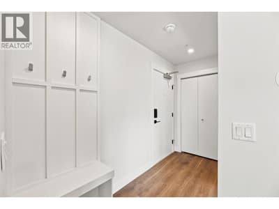 Entryway, With Built in Seating
