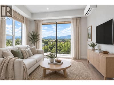 TOP FLOOR CORNER UNIT 602 Virtually Stage Living Room
