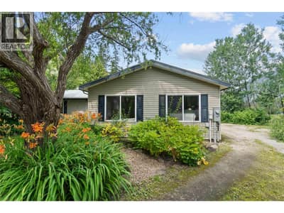 4421 73 Avenue NE, Salmon Arm