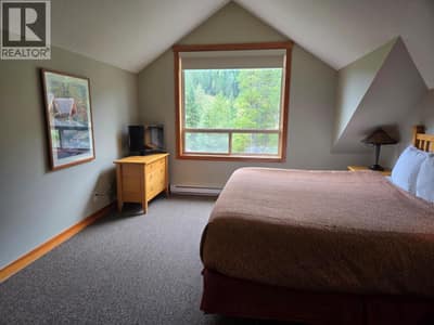 2002 Panorama Drive Unit# 10, Panorama