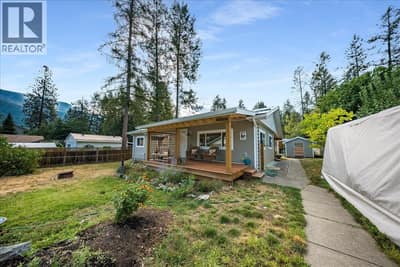 91 HOLMES Road, Christina Lake