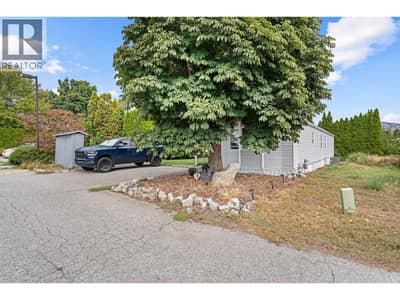 3381 Village Green Way Unit# 47, Westbank