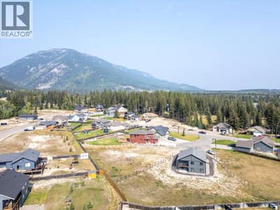 2405 OSPREY Court, Sparwood