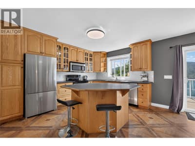 10326 Nighthawk Road, Lake Country
