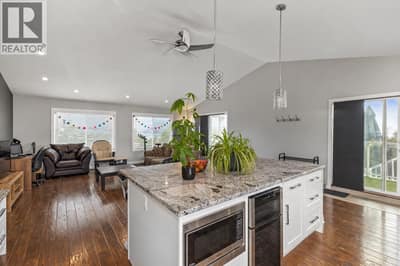 3174 Boucherie Road, West Kelowna