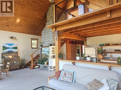 325 EAST WILSON CREEK  E Road, Rosebery