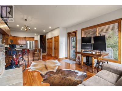 5925 Snow Pines Way Unit# 1, Big White