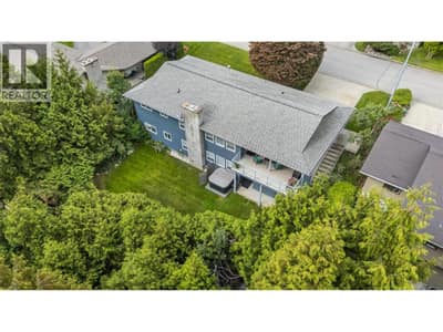 1329 Grosvenor Place, Castlegar