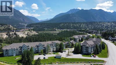 4765 FORSTERS LANDING Road Unit# 204, Radium Hot Springs