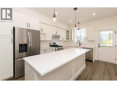 1910 11 Avenue NE Unit# 7, Salmon Arm