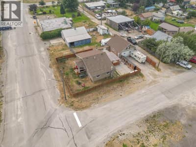 8909 GRAINGER Road, Canal Flats