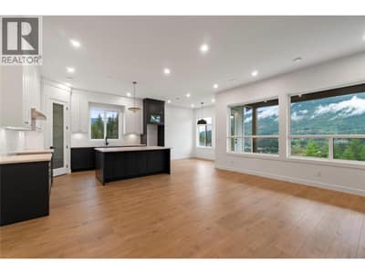 6900 42 Street NE, Salmon Arm