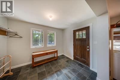 2460 Fourth Avenue, Rossland