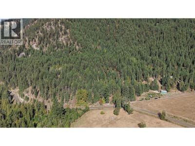 1021 Creighton Valley Road, Lumby