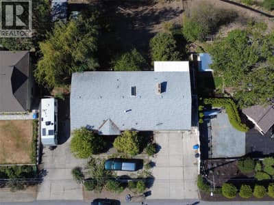 1030 Toovey Road, Kelowna