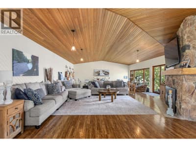 1281 15 Street SE, Salmon Arm