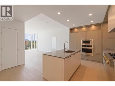 3409 Lakeshore Road Unit# 303, Kelowna