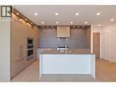 3409 Lakeshore Road Unit# 303, Kelowna