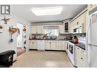 820 INVERMERE Court, Kamloops