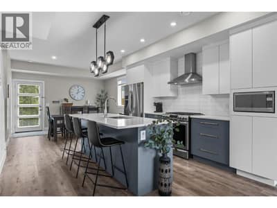 771 Raymer Avenue Unit# 2, Kelowna