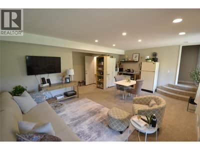 2172 Michelle Crescent, West Kelowna
