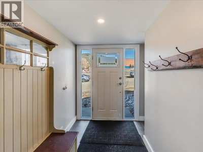 2243 First Avenue, Rossland