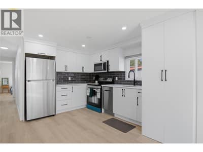 4626 Summer Road Unit# 6, Barriere