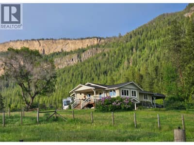 idyllic property - quiet and scenic below Enderby Cliffs
