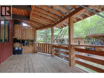 1013 Slocan Street, Slocan