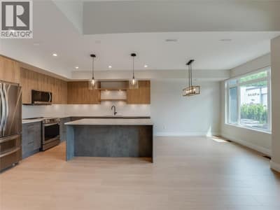 910 Lakeside Drive Unit# 403, Nelson