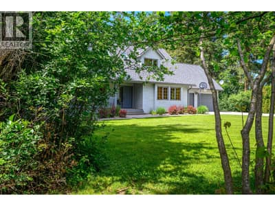 2245 Okanagan Street, Armstrong