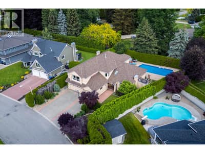 Beautiful spacious home with salt water pool!