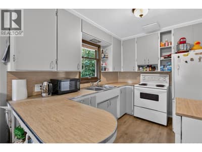 689 Ellis Street, Penticton