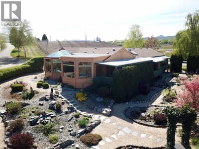overlooking garden area from  the dining/eating area