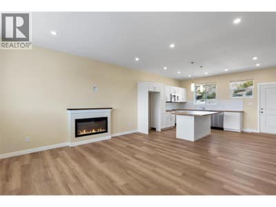 2733 Grandview Heights, Merritt